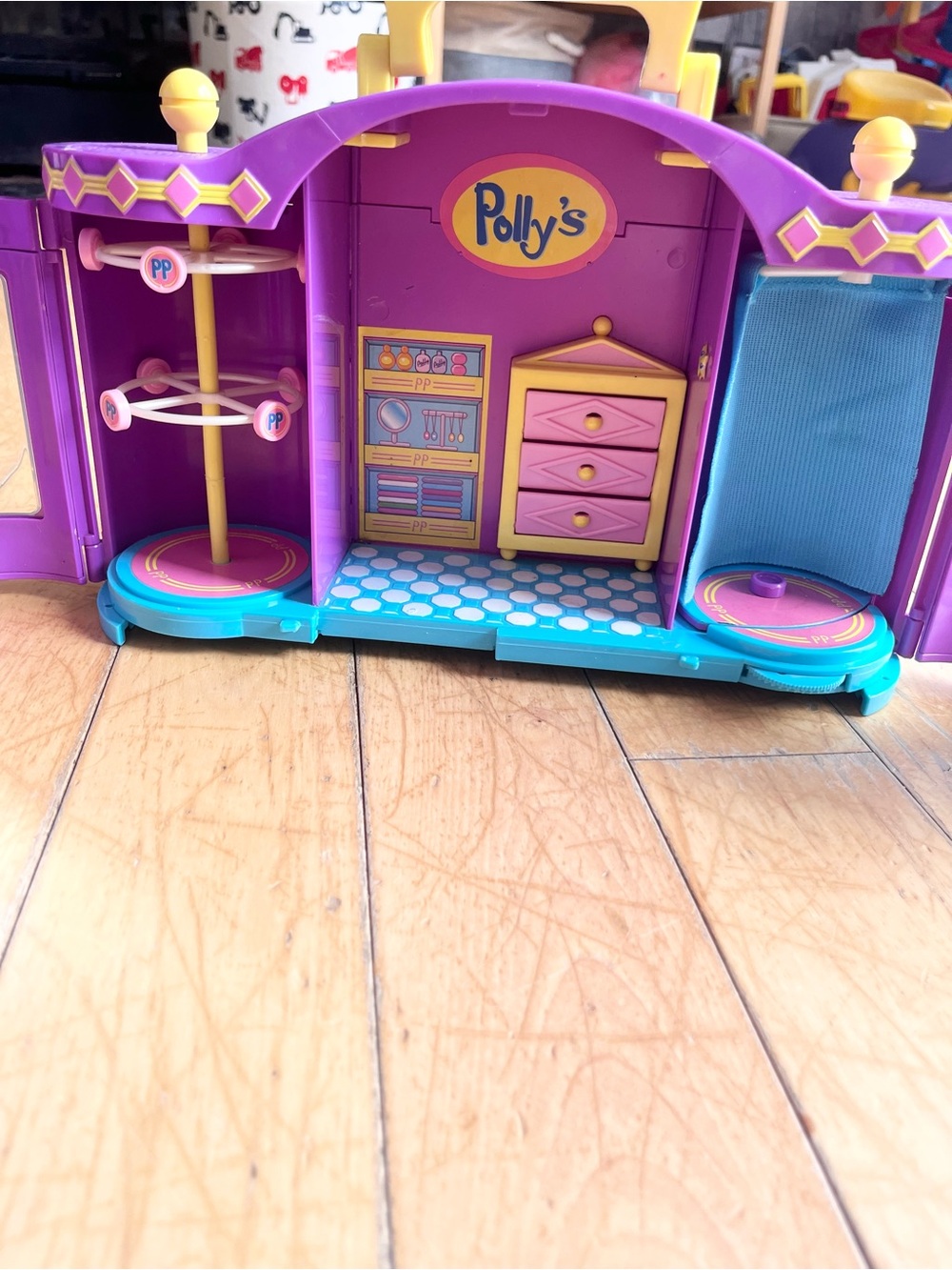 Polly Pocket 1999 Vintage Mattel Fashion Boutique Playset - Picture 5 of 8